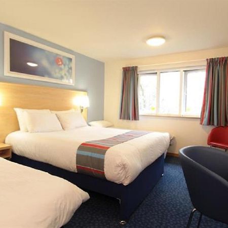 Travelodge Swansea Central Εξωτερικό φωτογραφία