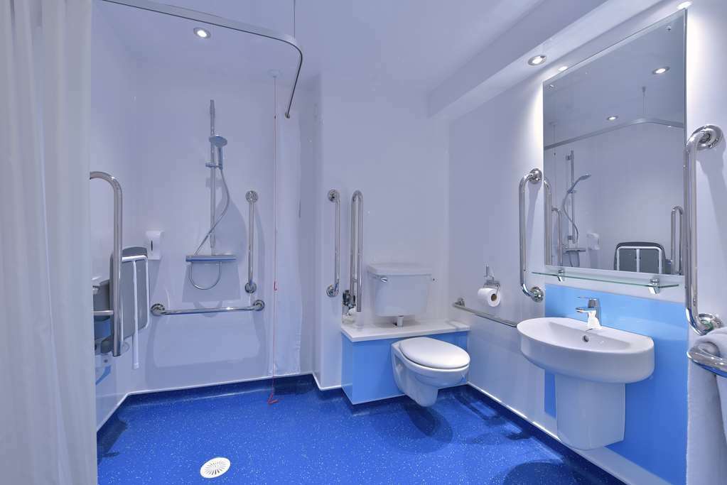 Travelodge Swansea Central Δωμάτιο φωτογραφία